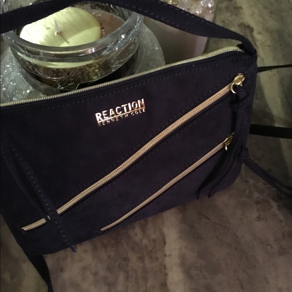 Kenneth Cole Reaction Crossbody